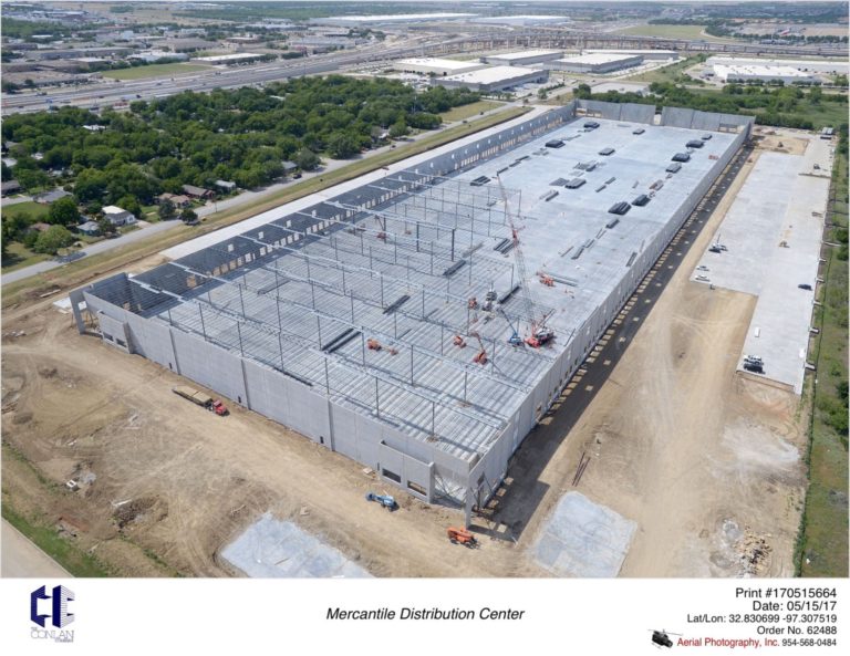 Retailer opening Fort Worth distribution hub; expects up to 300 jobs