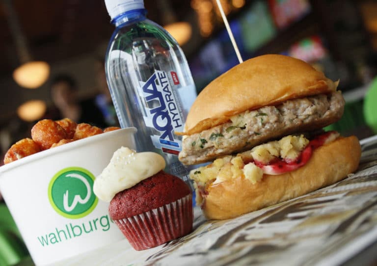 Wahlburgers coming to Frisco, Dallas Cowboys HQ