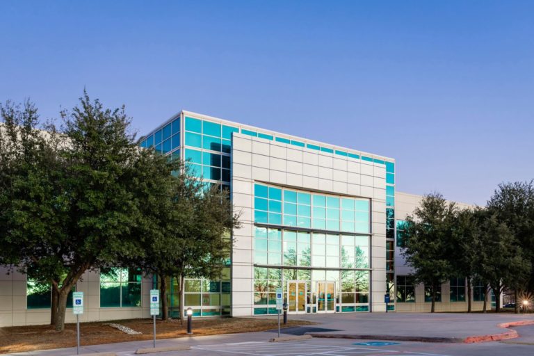 Transwestern announces sale of Arlington Center