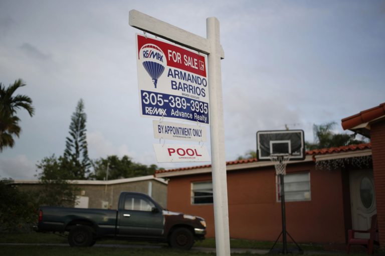 Pending sales of existing homes rise less than forecast
