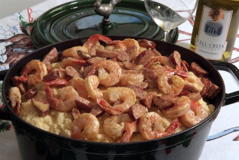 Food + Wine: Sneak Peek at the Amon G. Carter Stadium Menu