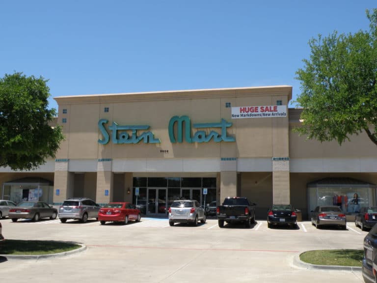 Venture acquires Arlington shopping center