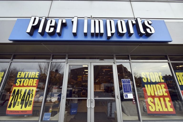 Behind the News: Fort Worth-based home-furnishings retailer faces the music – and it ain’t pretty