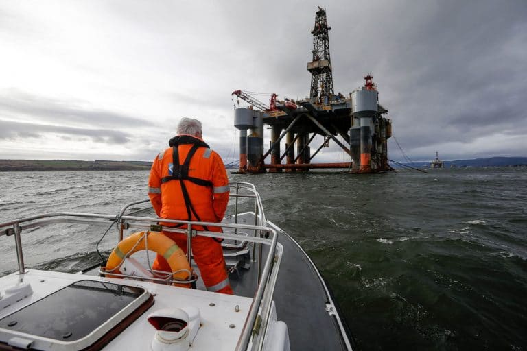 Diamond Offshore files for bankruptcy as oil prices crash