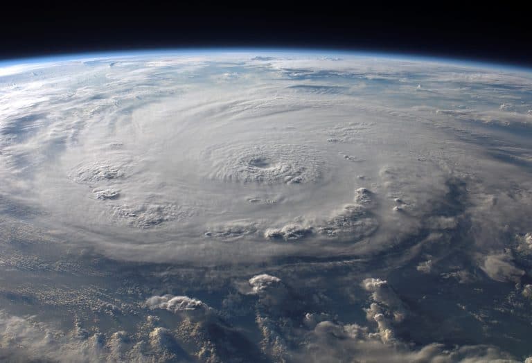 Hundreds of thousands ordered to flee coast ahead of Laura