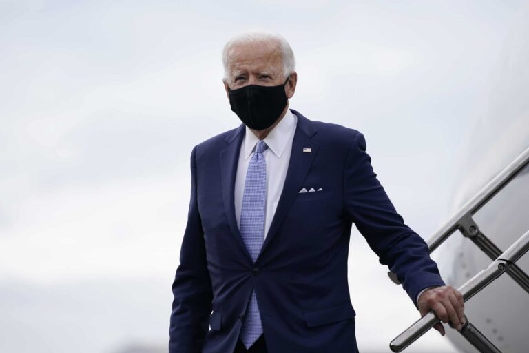Biden implores Americans to wear masks amid vaccine progress