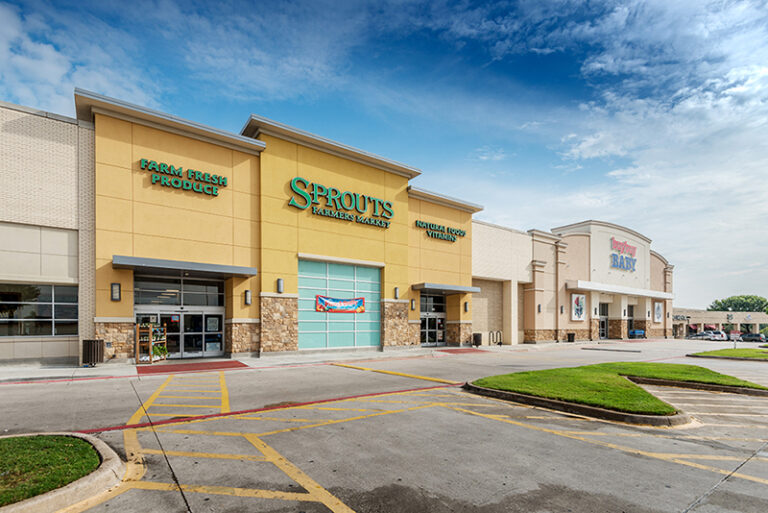Fidelis acquires Overton Park Plaza in swap