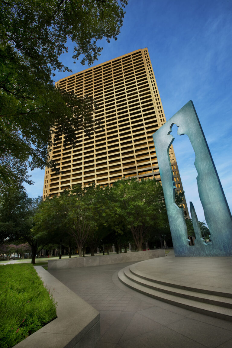 Freese and Nichols completes move to Burnett Plaza