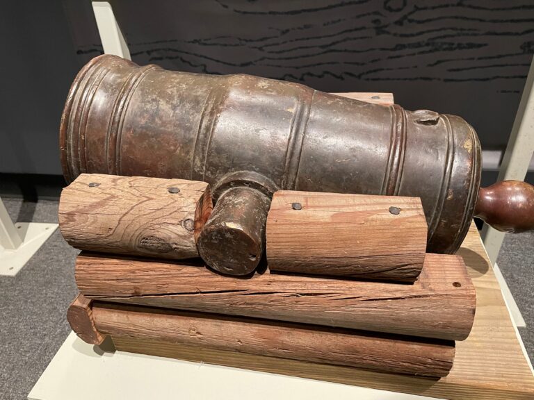 Singer Phil Collins’ Alamo artifacts collection on display