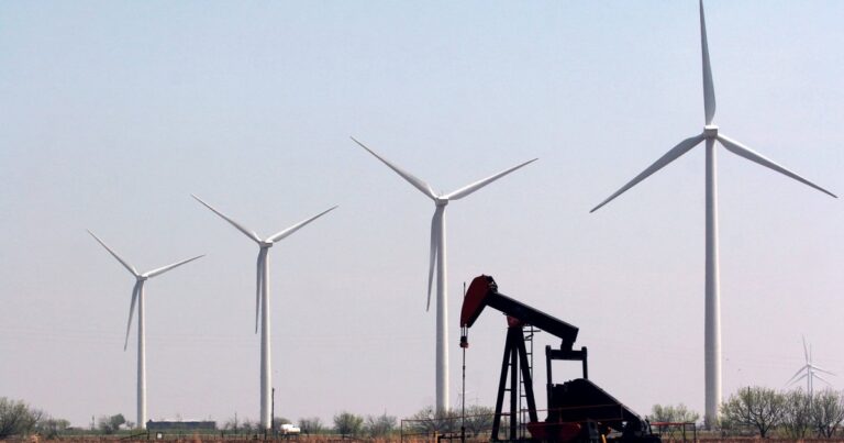 Wind power a smaller contributor to Texas electricity crisis than initially estimated, ERCOT analysis shows