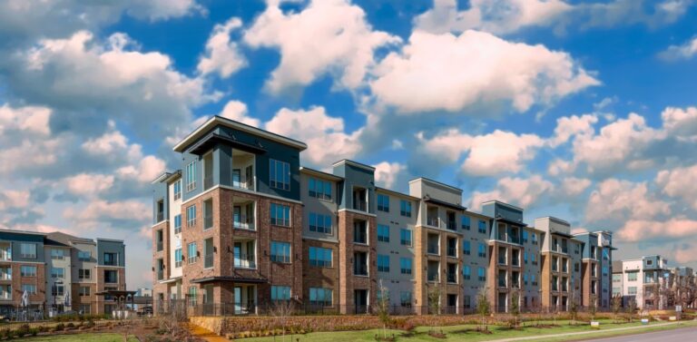 Embrey Partners sells multifamily community in Euless