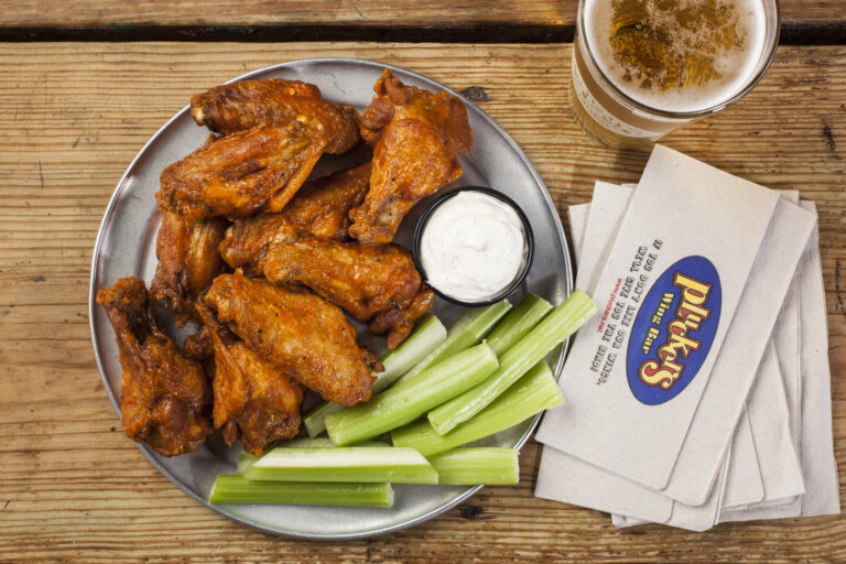 Pluckers to open second Fort Worth locatioin