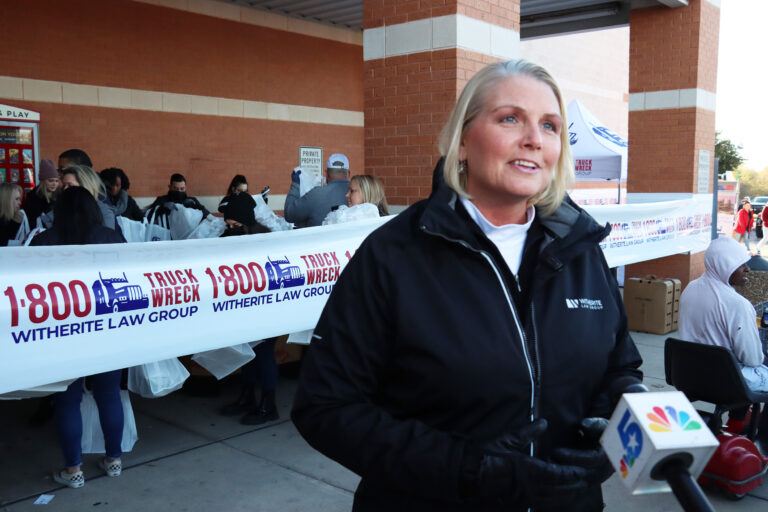 Turkey giveaway unites law firm, Fort Worth ISD group, grocery