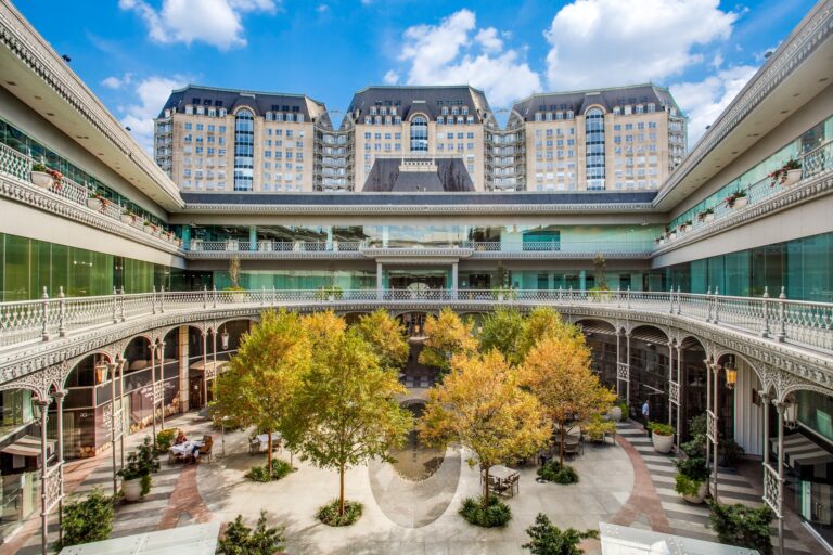 PNC extends, expands lease at The Crescent