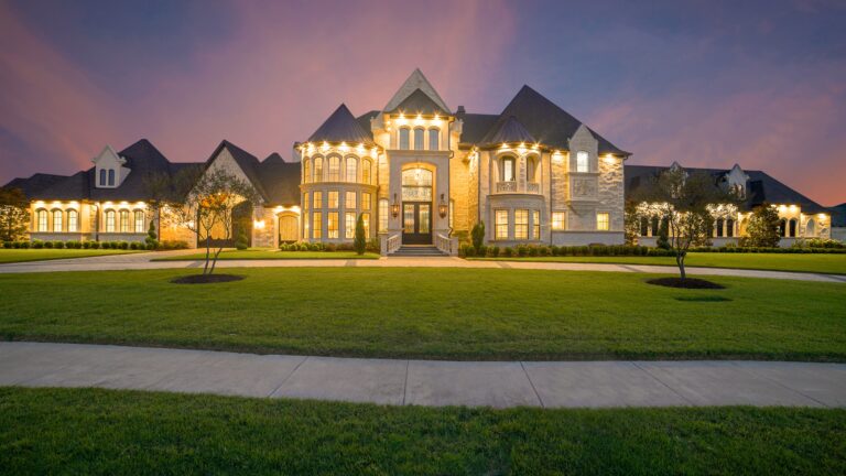 Homebuyers look to be pampered as luxury sales increase