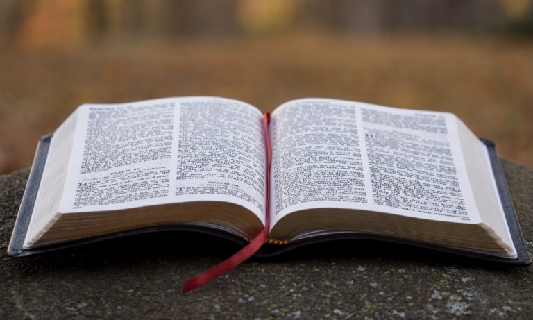 Texas lawmakers approve allowing public schools to hire chaplains to counsel students