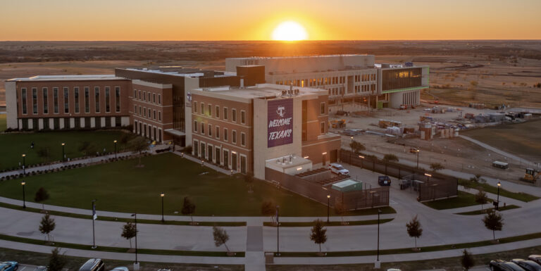 Tarleton State expands course offerings at Fort Worth campus