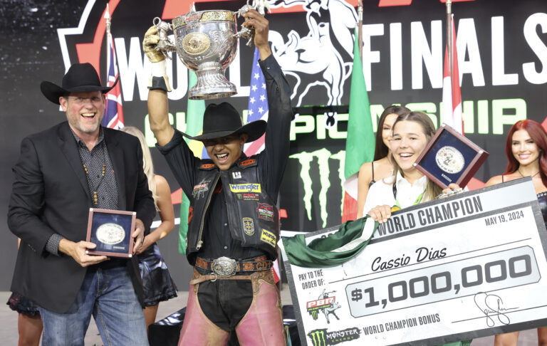 World champion and rookie of the year: Cassio Dias shakes off injury to prevail at PBR World Finals