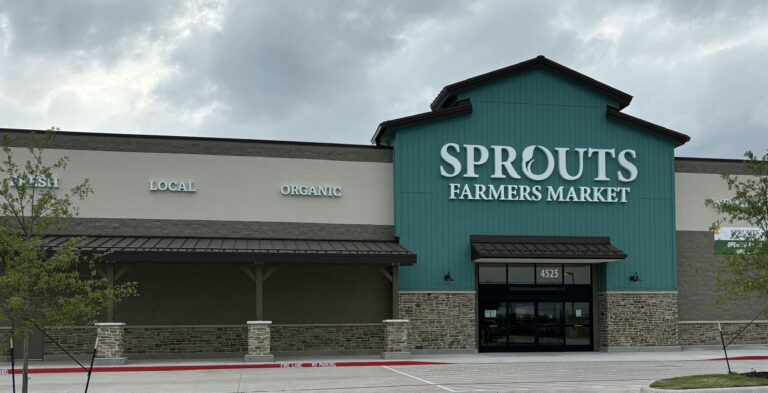 Sprouts Farmers Market opens new Fort Worth store