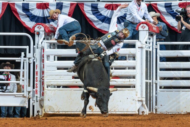 Daniel Keeping and Rogerio Venancio Tie for Round 1 Win at First-Ever PBR Last Cowboy Standing at Fort Worth Stock Show & Rodeo