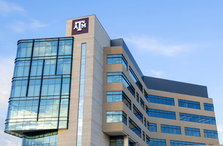 Texas A&M University College of Dentistry’s tips for applying to dental school