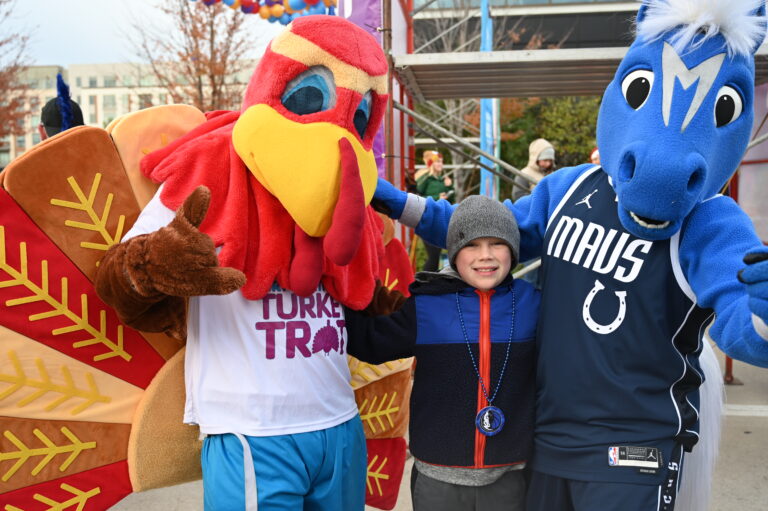 44th Annual Fort Worth YMCA Turkey Trot Makes its Way to Downtown Fort Worth