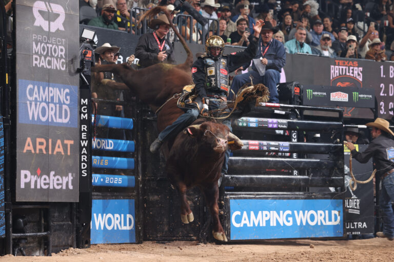 ARIAT TEXAS RATTLERS TAKE HOME THIRD AT PBR CAMPING WORLD TEAMS SERIES CHAMPIONSHIP