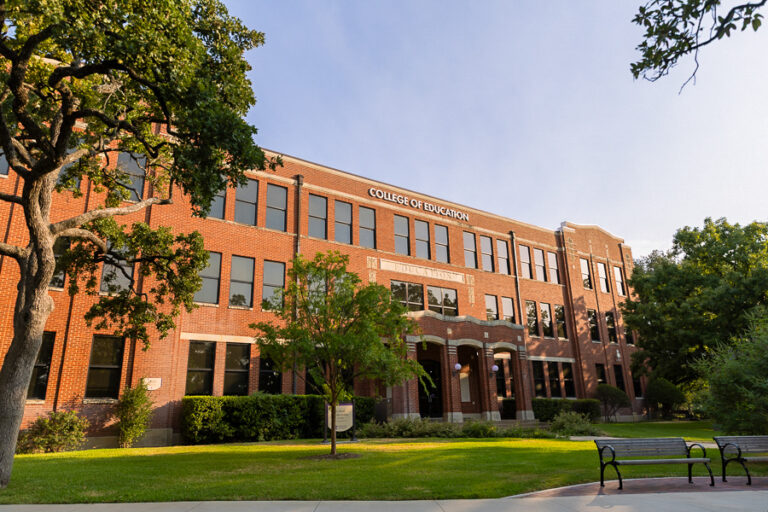 Clinical Mental Health Counseling Master’s Program Earns Maximum Accreditation