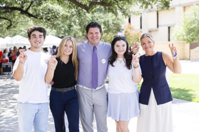 TCU Welcomes Record Undergraduate Enrollment, Largest Incoming Class in University History