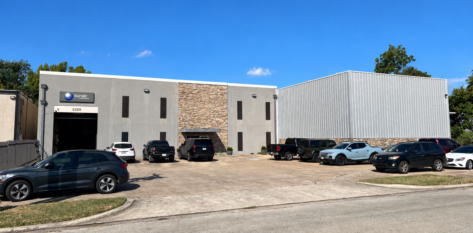 Bradford Brokers Sale of Sunair Products’ Original Headquarters In NE Fort Worth